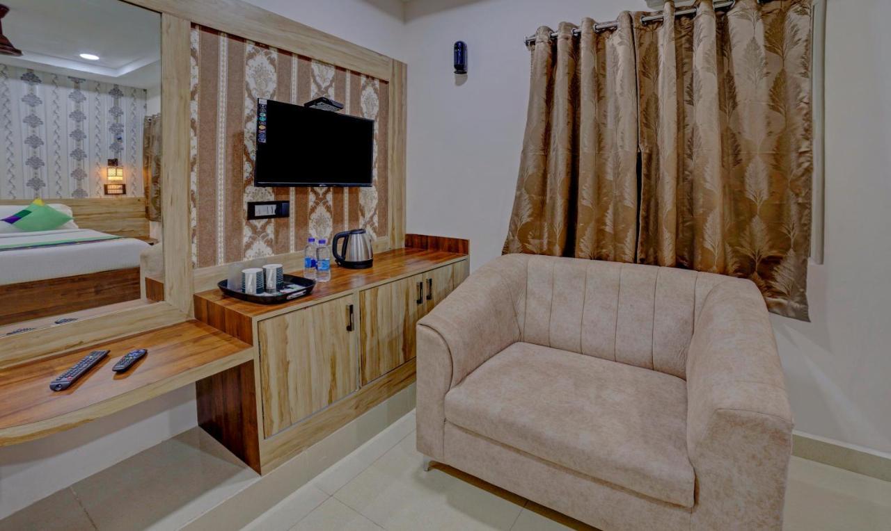 Treebo Seven Inn Тирупати Екстериор снимка